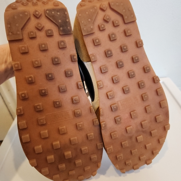 SOLD-Nike Women's Daybreak Casual Sneakers Tan and Green - Picture 7 of 7